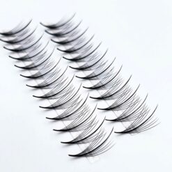 9d strip wispy lashes