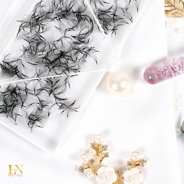 premade fan from vietnam lashes