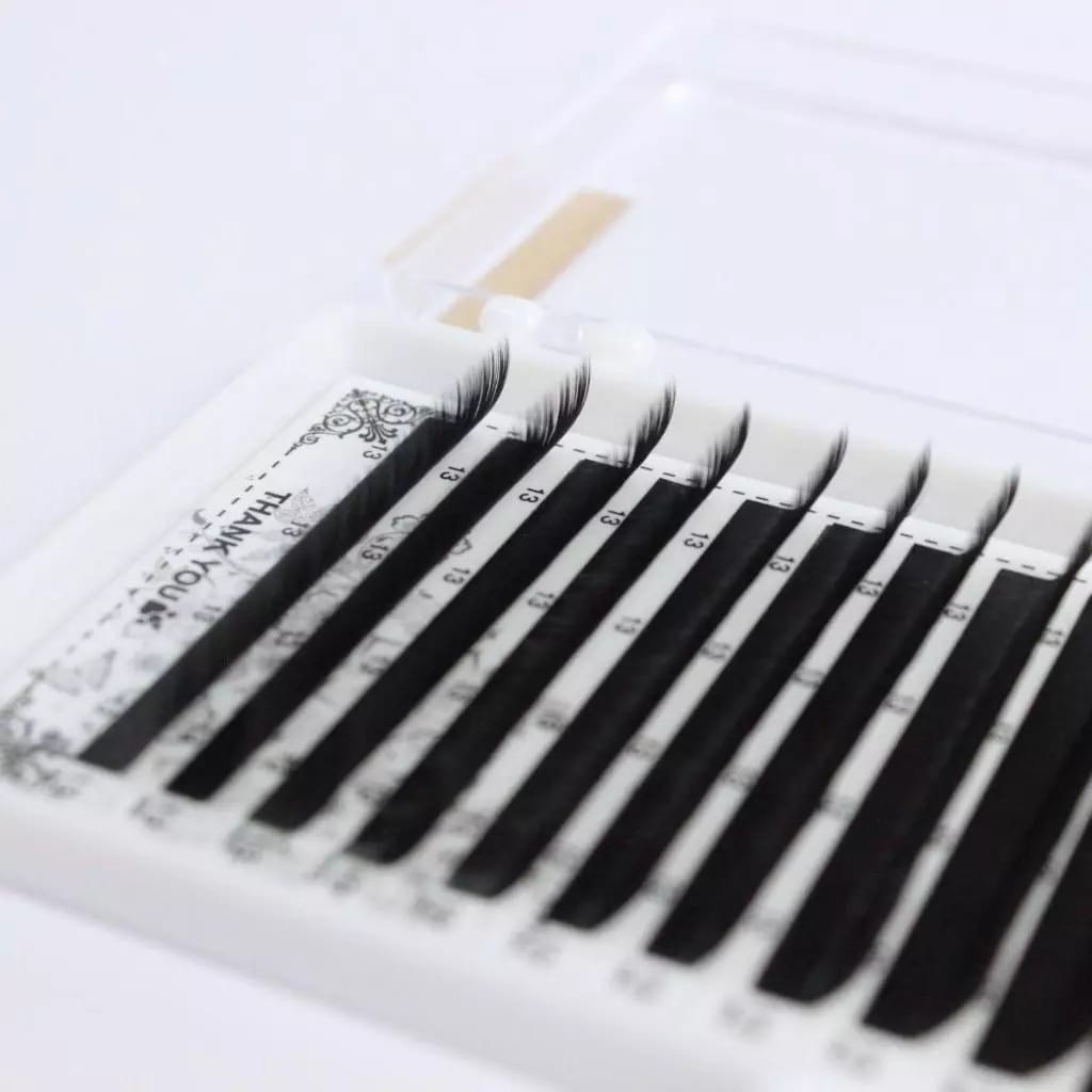 douyin trending lash extensions