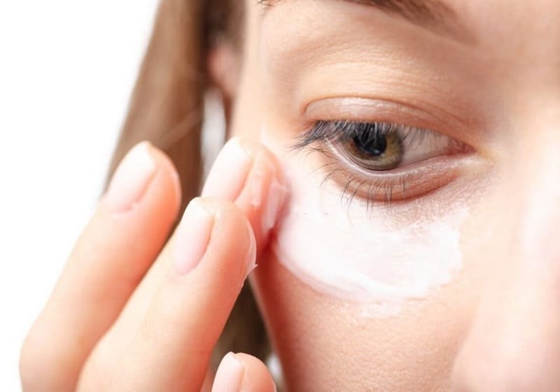 eye makeup remover